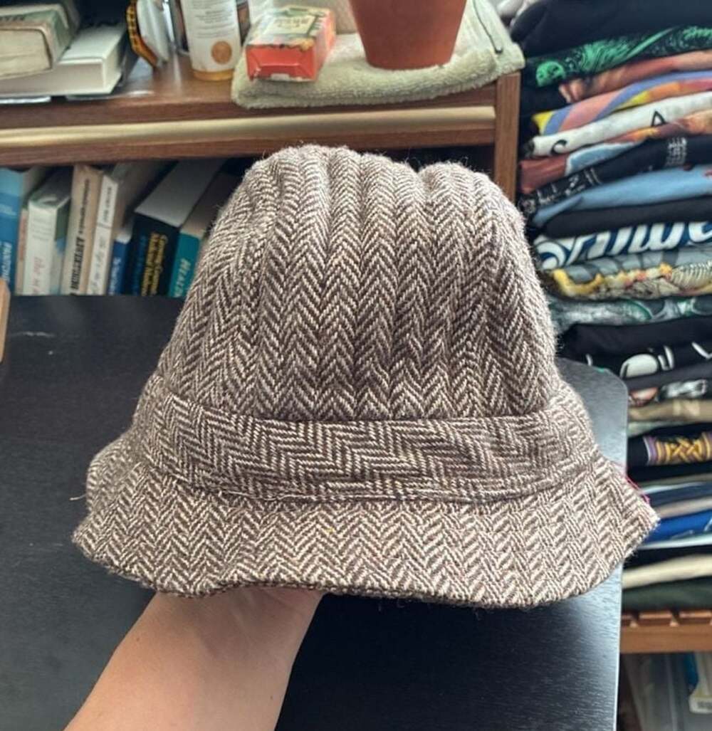Vintage Totes Rain Rolls Right Off Brown Herringbone Tweed Bucket Hat Size M